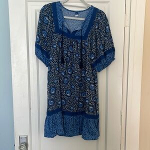 Old Navy Blue Patterned Dress
